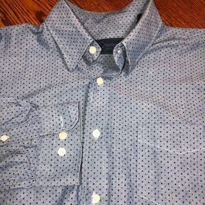 CHARESTON THREADS SIZE LARGE MENS BLUE DENIM LIKE SHIRT WITH MULTICOLORED DESIGN